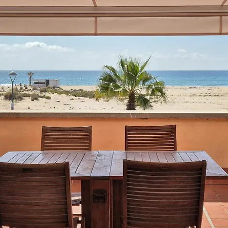 Apartment At019 Vistas Frontales De La Playa, Con Piscina